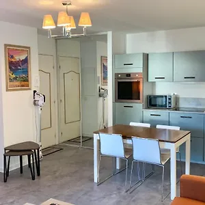 Résidence Poste&golf, Pour 4 Personnes Au Cœur De Luchon Appartement