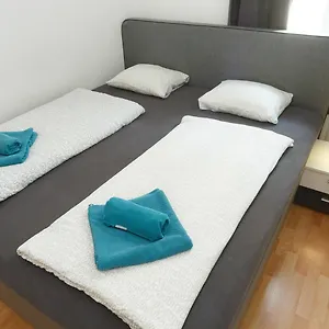  Appartement In Near Schoenbrunn & Westbahnhof - Keyless Check-in Autriche